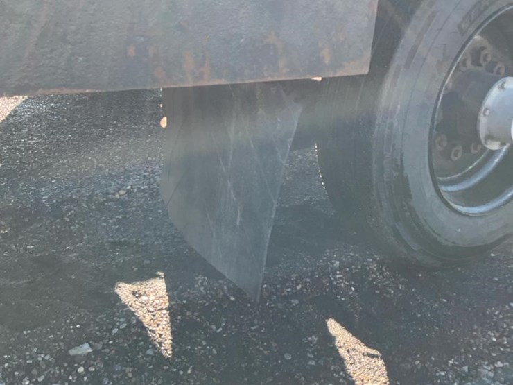 2005-unknown-trailer-image-20