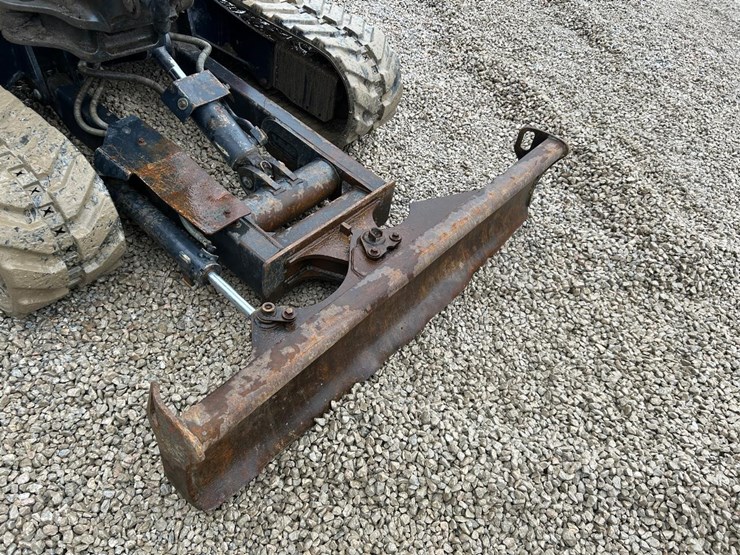 2018-kubota-kx033-4-image-9