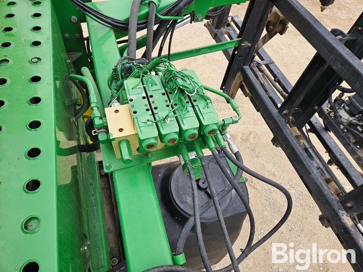 2006-john-deere-6700-image-15