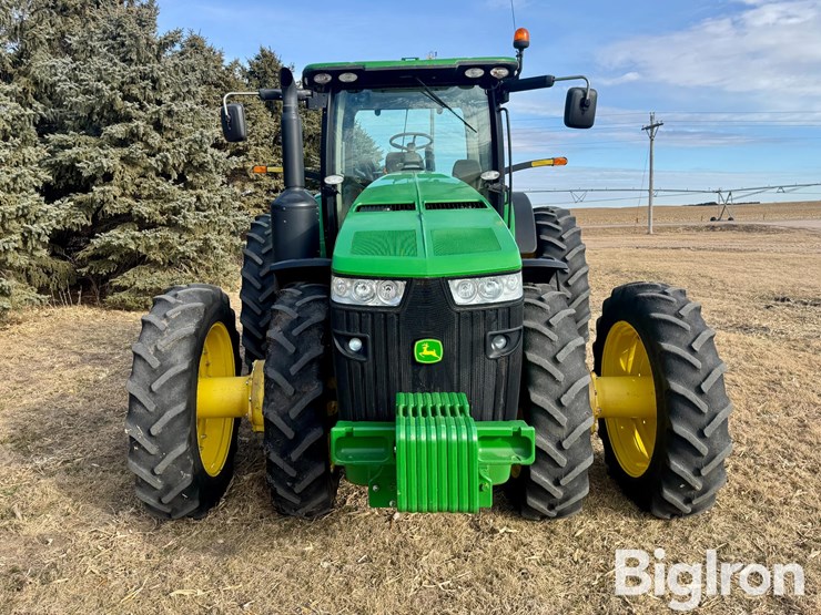 2013-john-deere-8285r-image-2