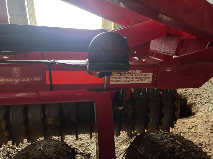 20'-brillion-x-series-cultipacker-image-3