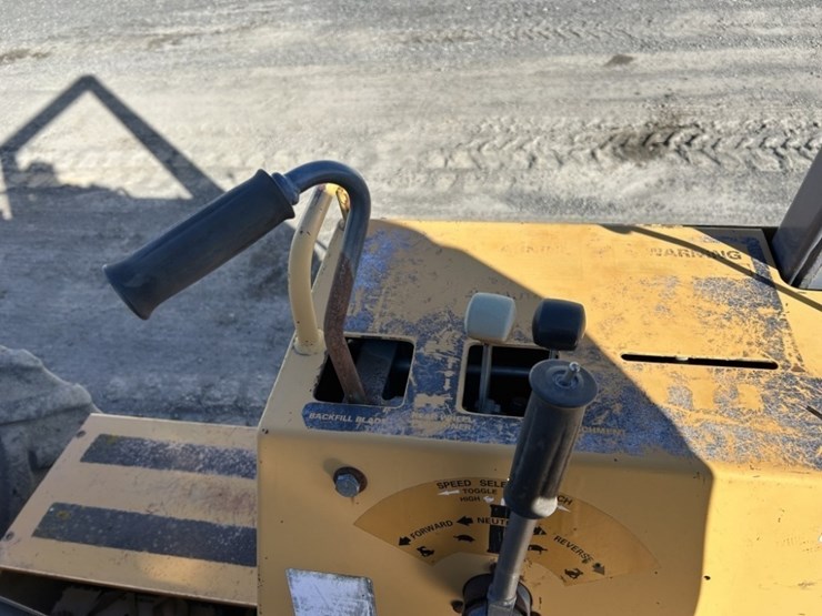 case-860-turbo-image-21