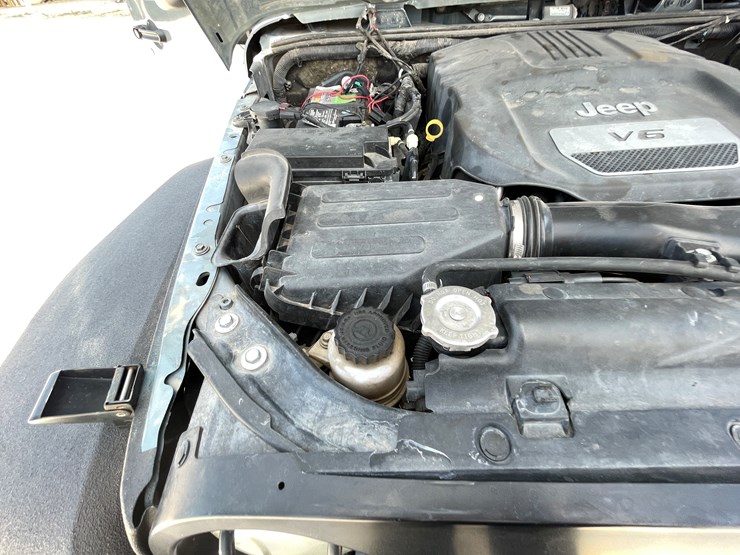 2014-jeep-wrangler-image-98