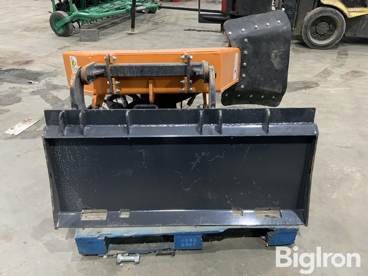 2025-massey-ferguson-730-image-6