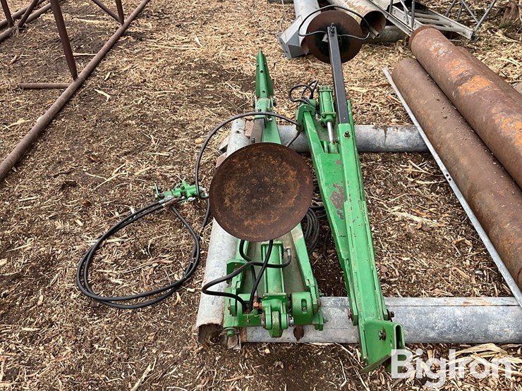 john-deere-8-image-8