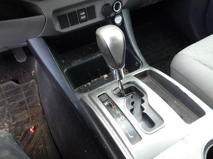 2013-toyota-tacoma-image-31