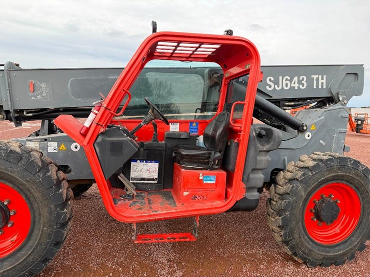 2018-skyjack-sj643th-image-12