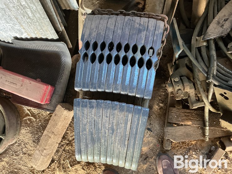 new-holland-10-image-2