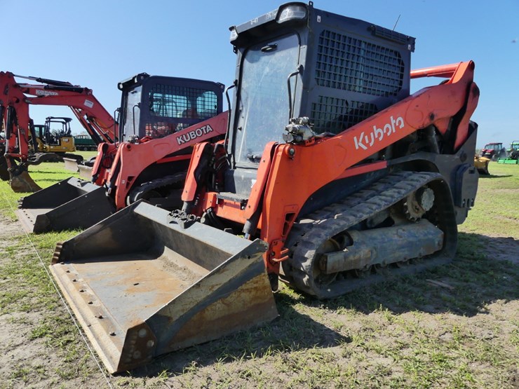 2024-kubota-svl75-3-image-2
