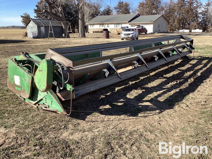 1990-john-deere-924-image-3