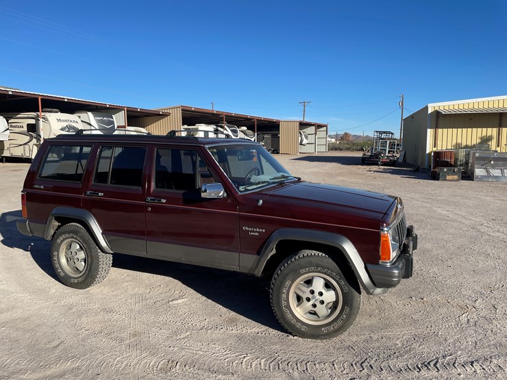 1992-jeep-cherokee-image-23