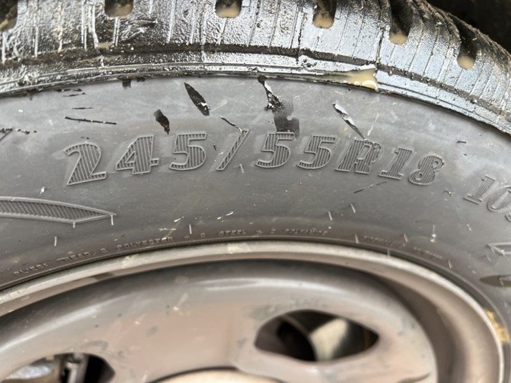 2018-ford-explorer-image-17