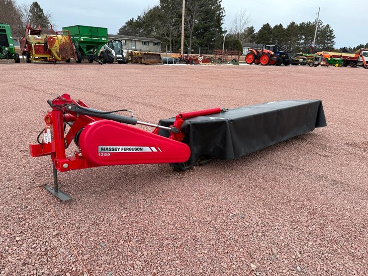 2013-massey-ferguson-1329-image-5