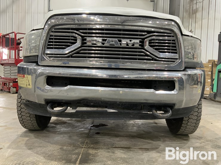 2013-massey-ferguson-730-image-9