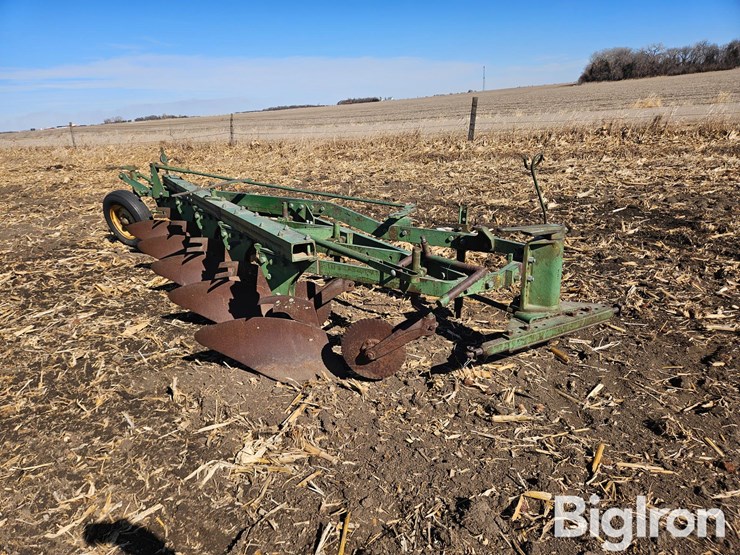 john-deere-5-image-3