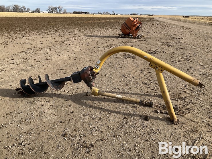 3-pt-540-pto-driven-post-auger-image-4