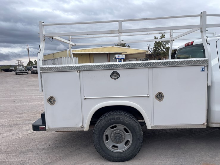 2015-chevrolet-silverado-2500-image-7