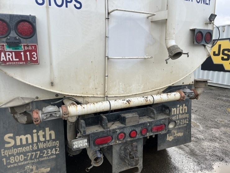 1998-peterbilt-330-image-22