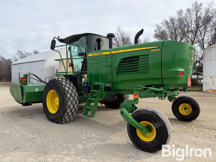 2021-john-deere-w260-image-7