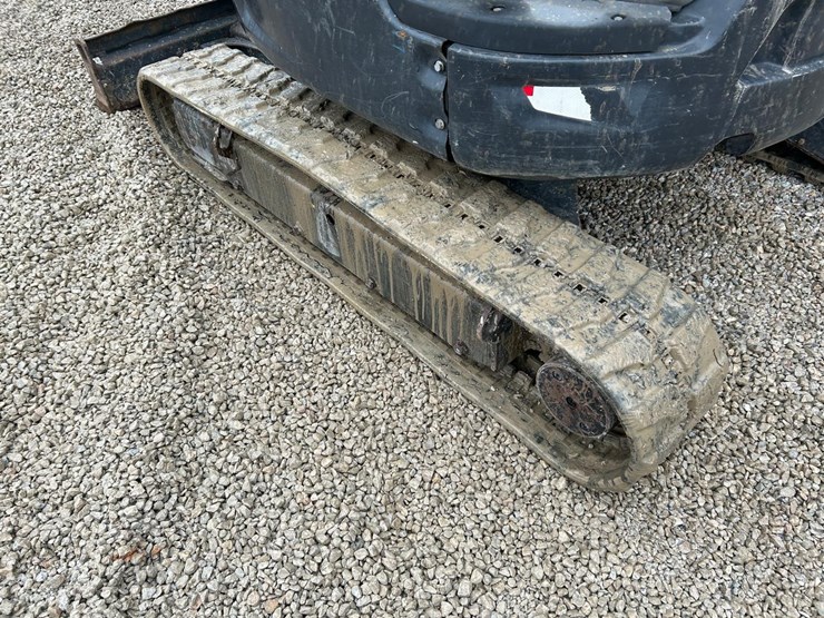 2021-bobcat-e35-image-15