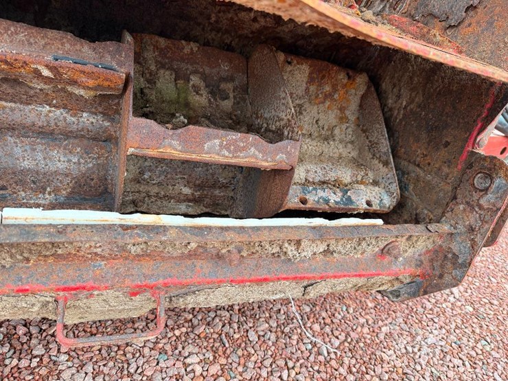 2010-h-&-s-5120-image-17