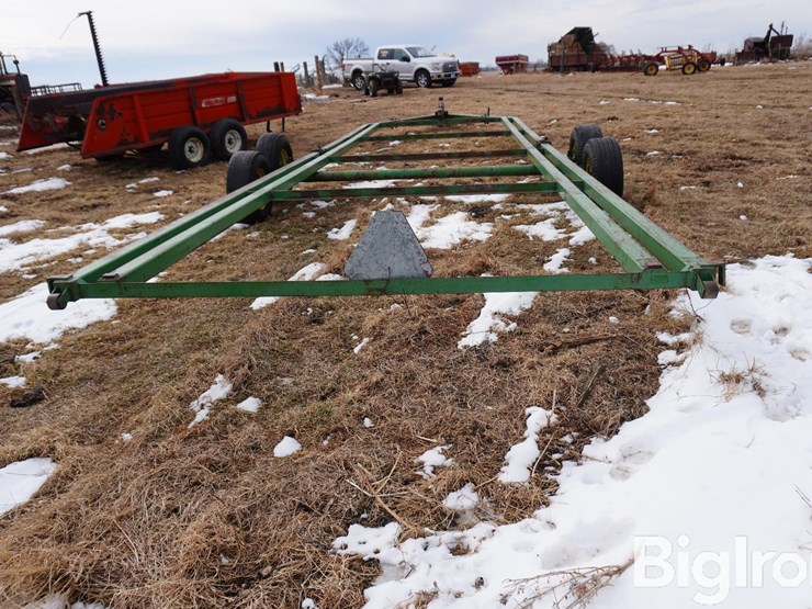 john-deere-32-image-6