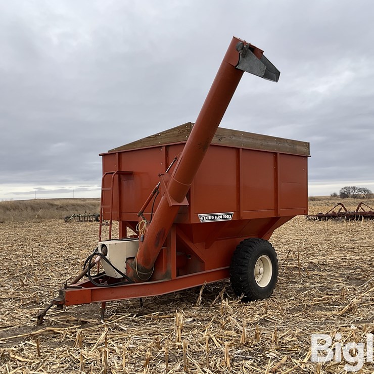 UNITED FARM TOOLS 444