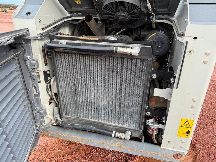 takeuchi-tl8r-image-29