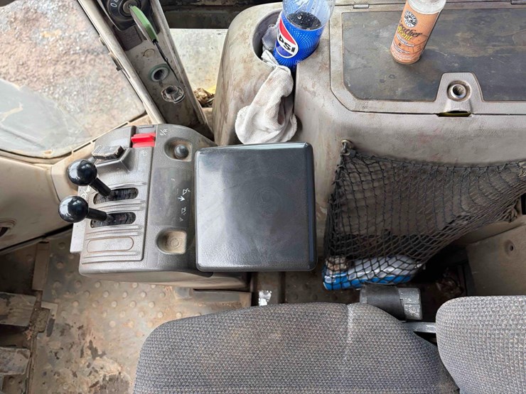 2012-volvo-l60g-image-18