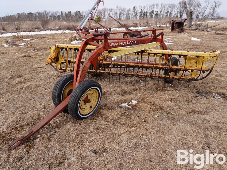 new-holland-258-image-1