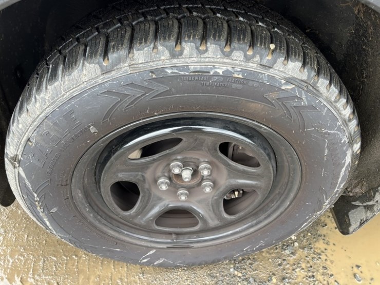 2020-ford-explorer-image-14