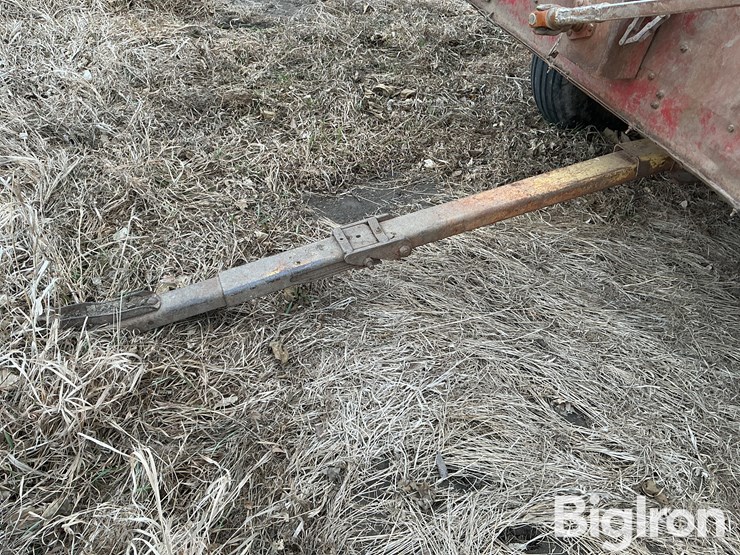 new-holland-83788-forage-wagon-image-17