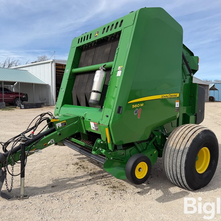 2023 JOHN DEERE 560M