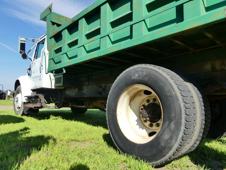 1996-international-4700-image-5