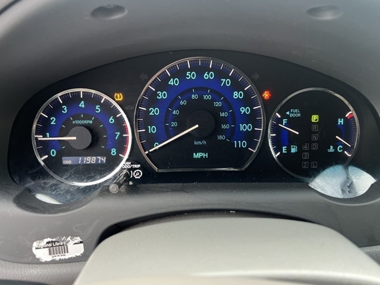 2008-toyota-sienna-le-image-23