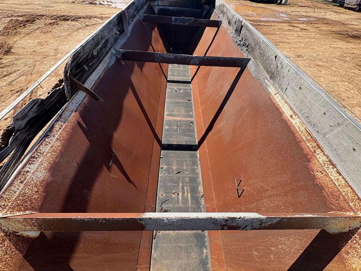 2004-red-river-belt-trailer-image-19