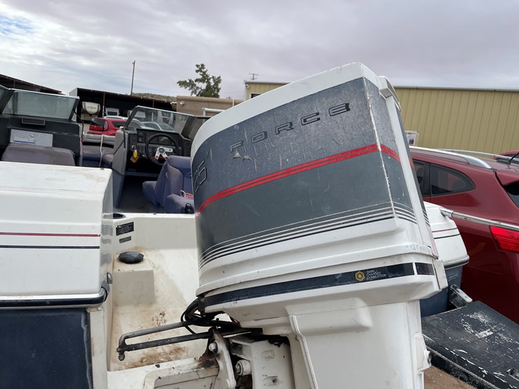 #4331-•-bayliner-boat-and-trailer-(titles-in-delay)-image-16