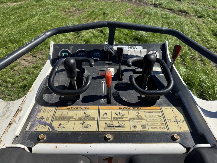 2018-bobcat-mt85-image-9