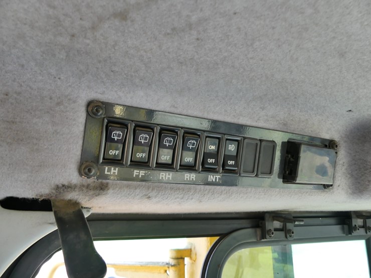 komatsu-d61px-image-15