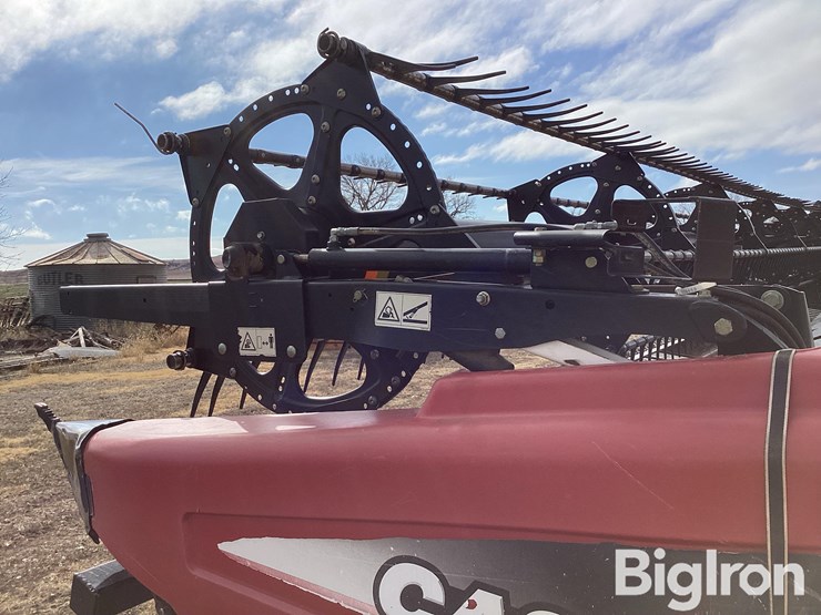 2013-case-ih-2142-image-9