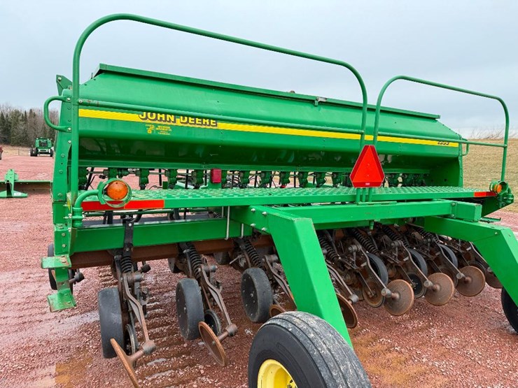 john-deere-1560-image-30