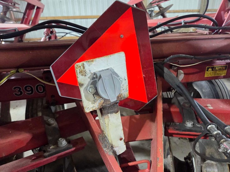 case-ih-3900-image-23