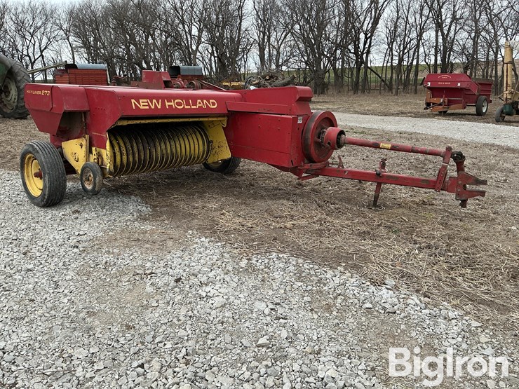 new-holland-273-image-3