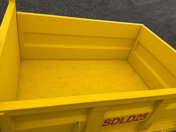 #1252-•-sdld25-crawler-dumper-with-seat-image-13