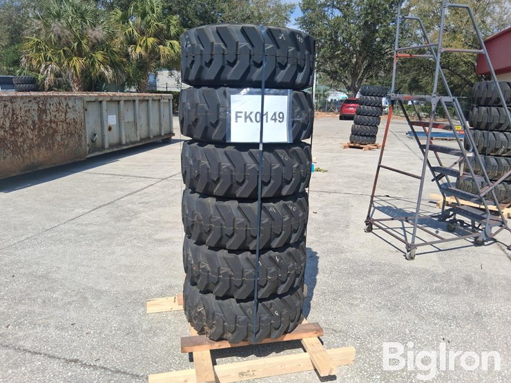 extremelift-10-16.5-tires-&-rims-image-7