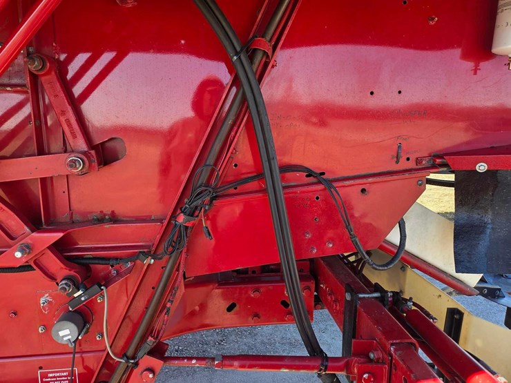 case-ih-1644-image-2