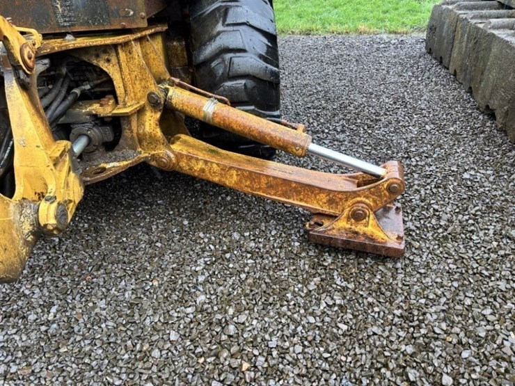 1996-caterpillar-426b-image-25