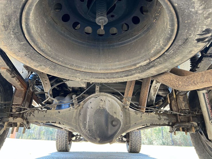 2010-toyota-tundra-image-23