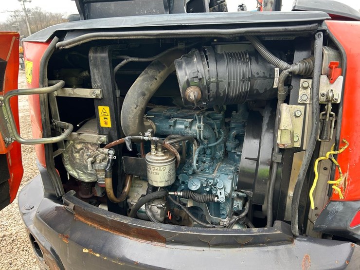 2018-kubota-kx033-4-image-13