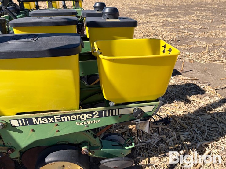 john-deere-7200-image-13